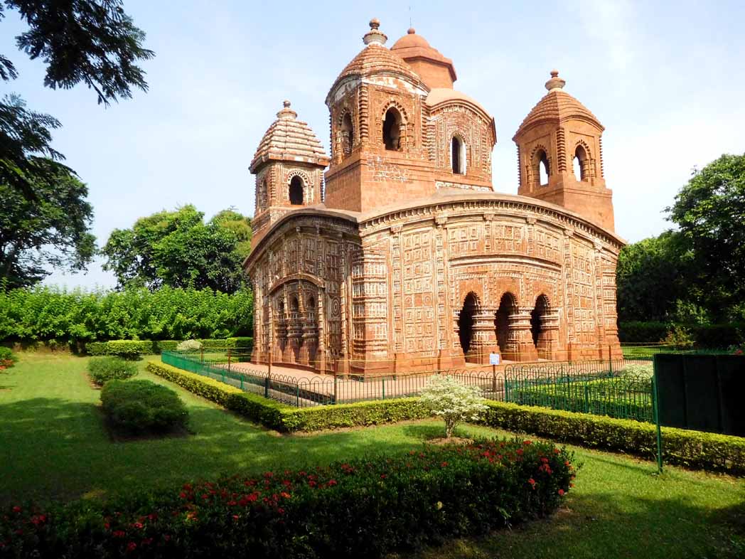 10 Best Places to Visit in Bishnupur: A Wonderful Terracotta Temple and Saree Producing City of Kolkata!!!, Trip Adventurer